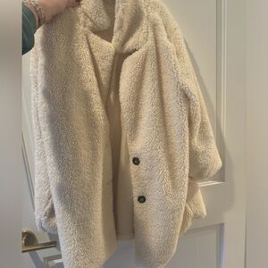 White Sherpa coat​​​